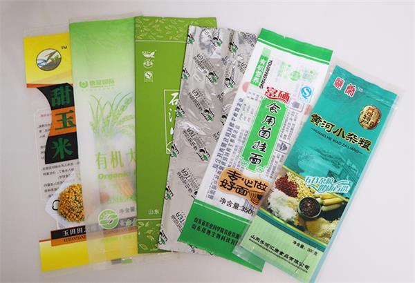 濟南復(fù)合袋淺析紙塑復(fù)合袋由塑膠與牛皮紙復(fù)合而成